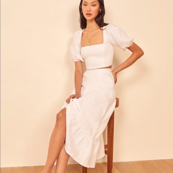 ISO Reformation Yucca Linen Two Piece - Picture 2 of 3